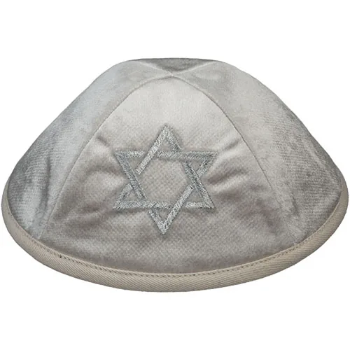 כיפה קטיפה "ארט-מן" עם ריקמה מגן דוד גודל 4 - פנינה
