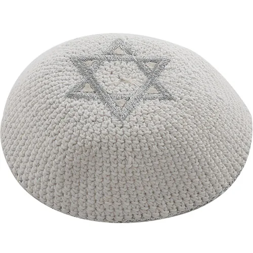 כיפה סרוגה רקמה מגן דוד בכסף 16 ס"מ