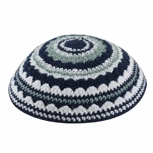 כיפה סרוגה שטיח 18 ס"מ כחול ירוק בהיר ולבן
