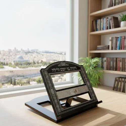 שטנדר מהודר מעץ מהגוני עם פלקטה מתכת "פנינה" 38 — תמונה 2