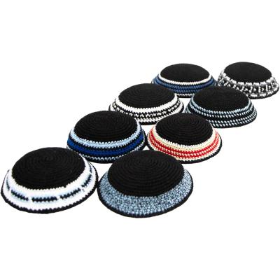 כיפה סרוגה דגמים מעורבים - רקע שחור - 16 ס"מ - 24 יח