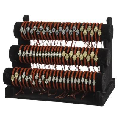 סטנד מעורב צמידים עם אורנומנטים - 72 יח על סטנד