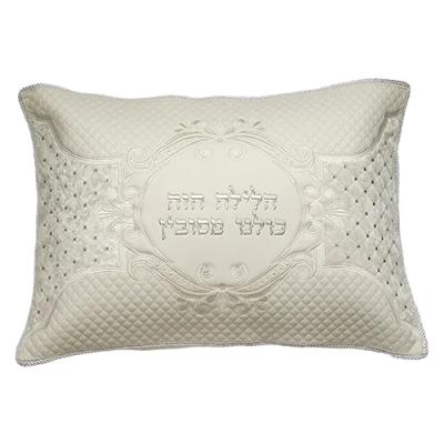 כרית הסבה מהודרת דמוי עור עם רקמה ואותיות בולטות כסף 50X72 ס"מ אריזת פיויסי