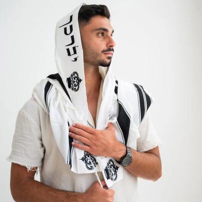 טלית פרימיום תשבץ 100% צמר רחלים דגם יברכך עטרה ופינות רקומות בצבע שחור